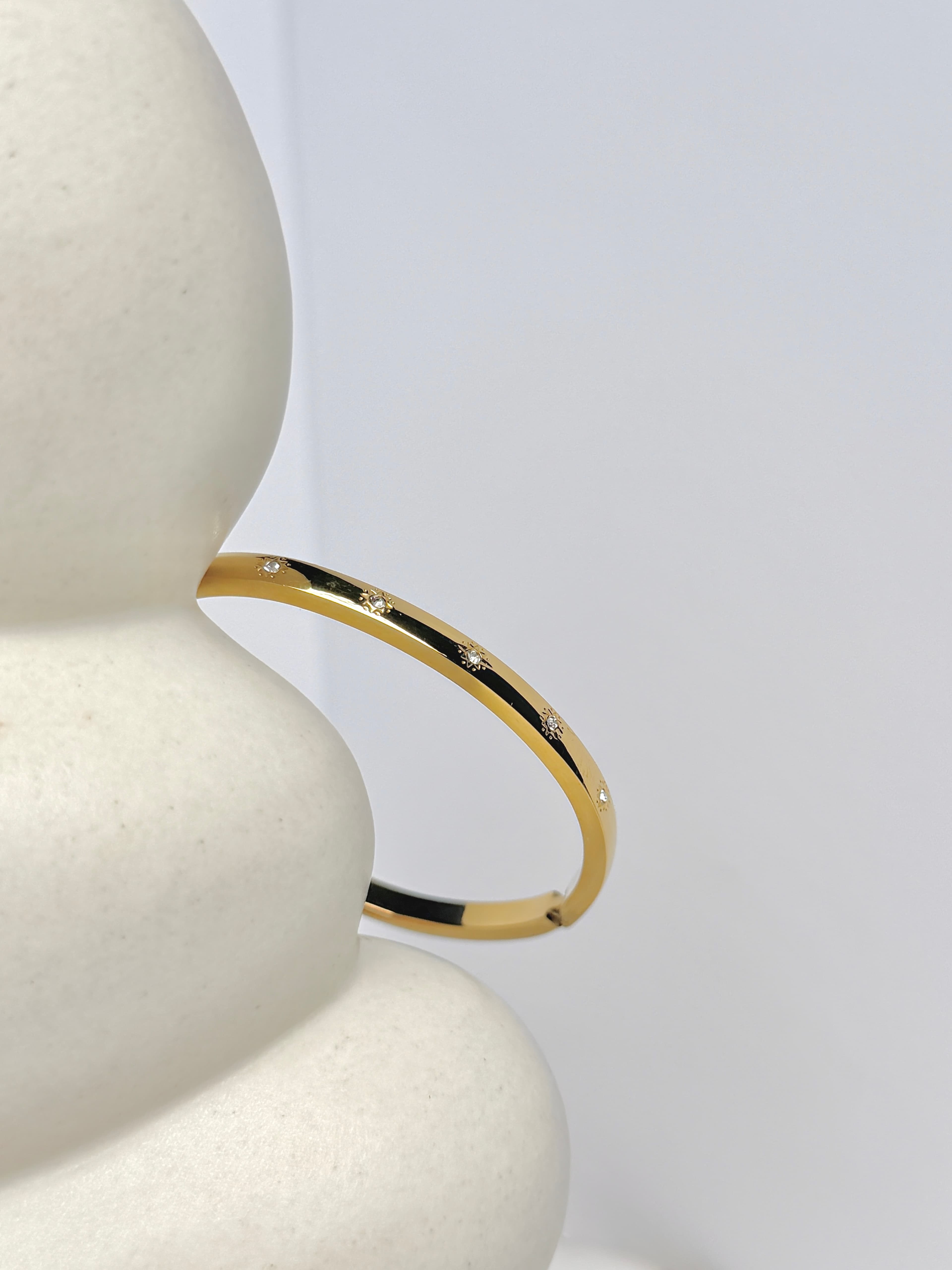 Aveline Bangle